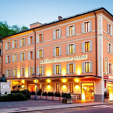 Albergo Ristorante Corsini Павулло-нель-Фриньяно Экстерьер фото