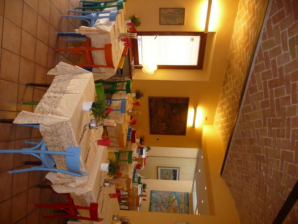 Albergo Ristorante Corsini Павулло-нель-Фриньяно Экстерьер фото